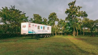 Od transportnog kontejnera do mobilne računarske učionice: DigiTruck povezuje digitalno nepovezane