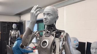 Pogledajte video: Prvi humanoidni robot u 2022. 