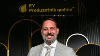 EY Preduzetnik 2022. godine u Srbiji je Branko Babić, kompanija Phi Academy